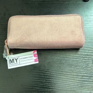 My Tagalongs velvet vitamin case